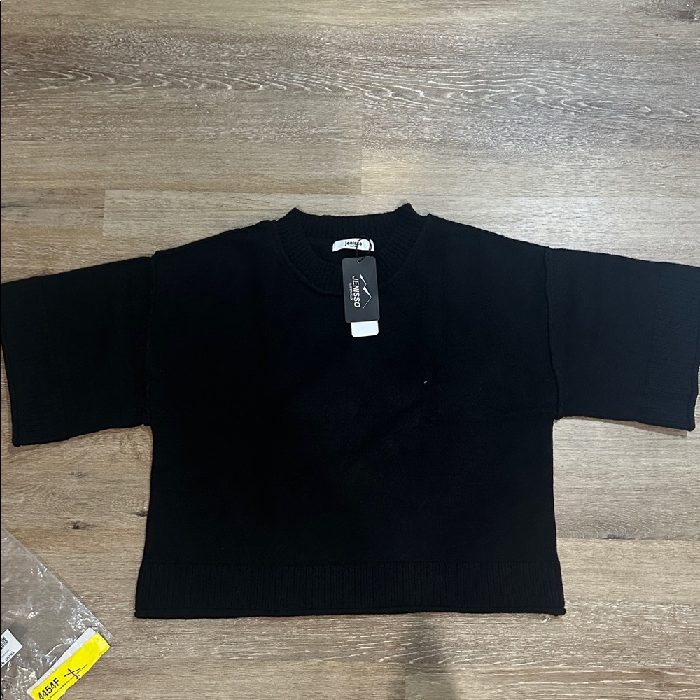 Black Cropped Sweater - knit crew neck short sleeve pull over sweater oversized